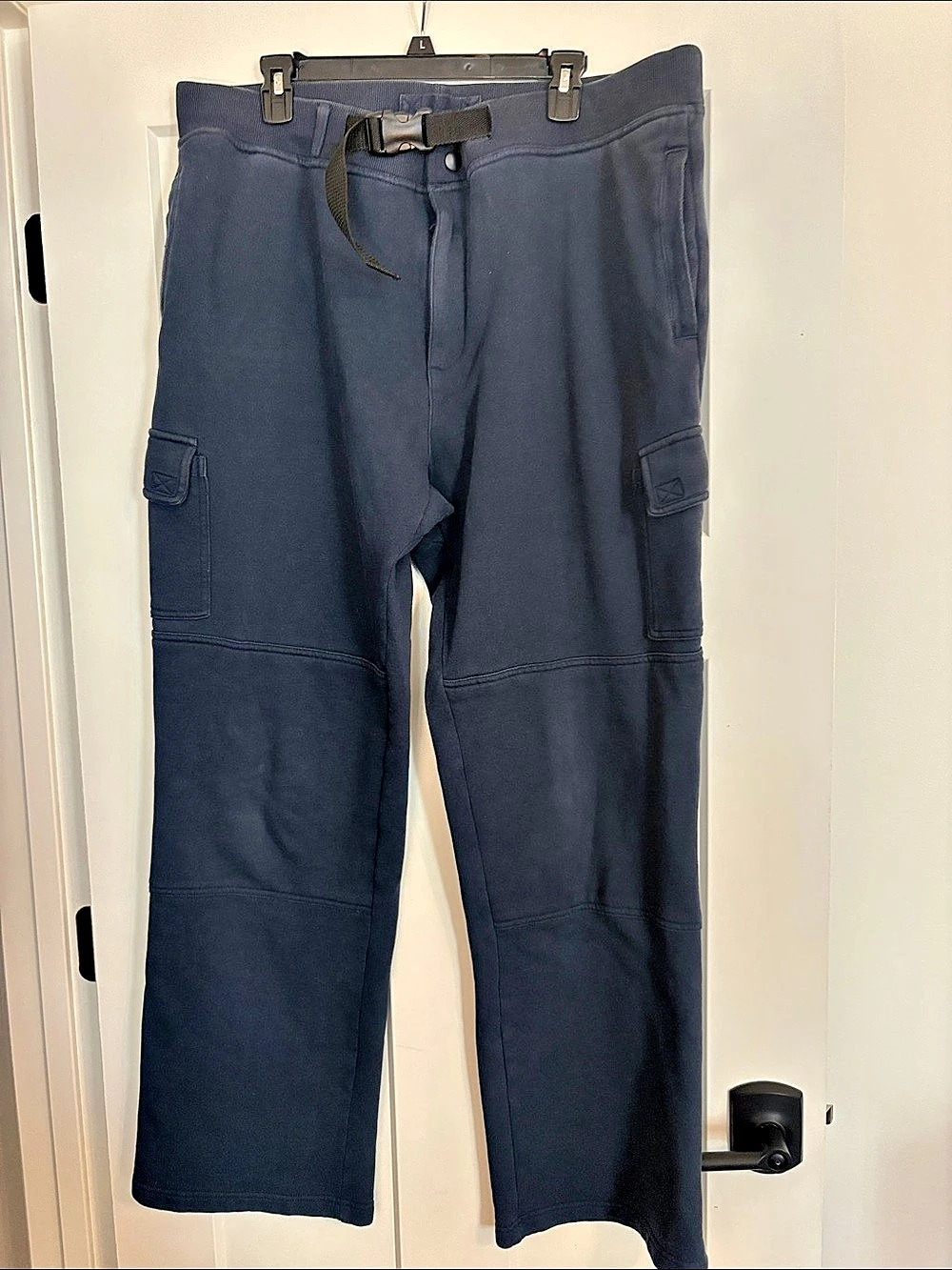 Duluth Trading Co Men's Souped-Up Sweats Heavyweight Cargo Sweatpants Navy Blue